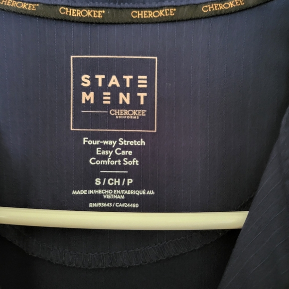 Cherokee sweater/jacket , small - Picture 2 of 2